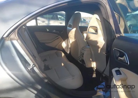 2014 Mercedes-Benz Cla 250 из США, поврежденный, VIN WDDSJ4EB8EN046330